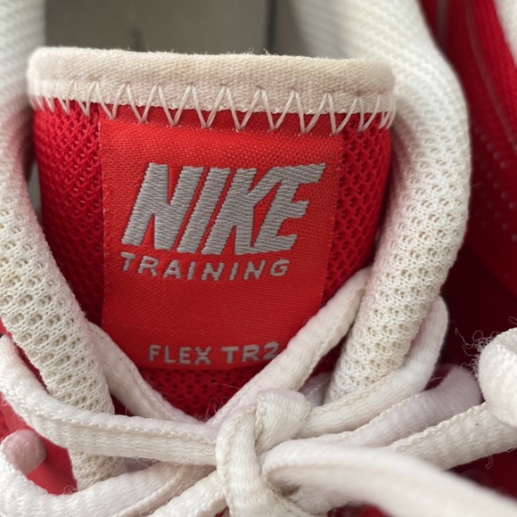 NIKE 9.5 FLEX TRAINER. EUC BOX INCLUDED - Picture 6 of 8